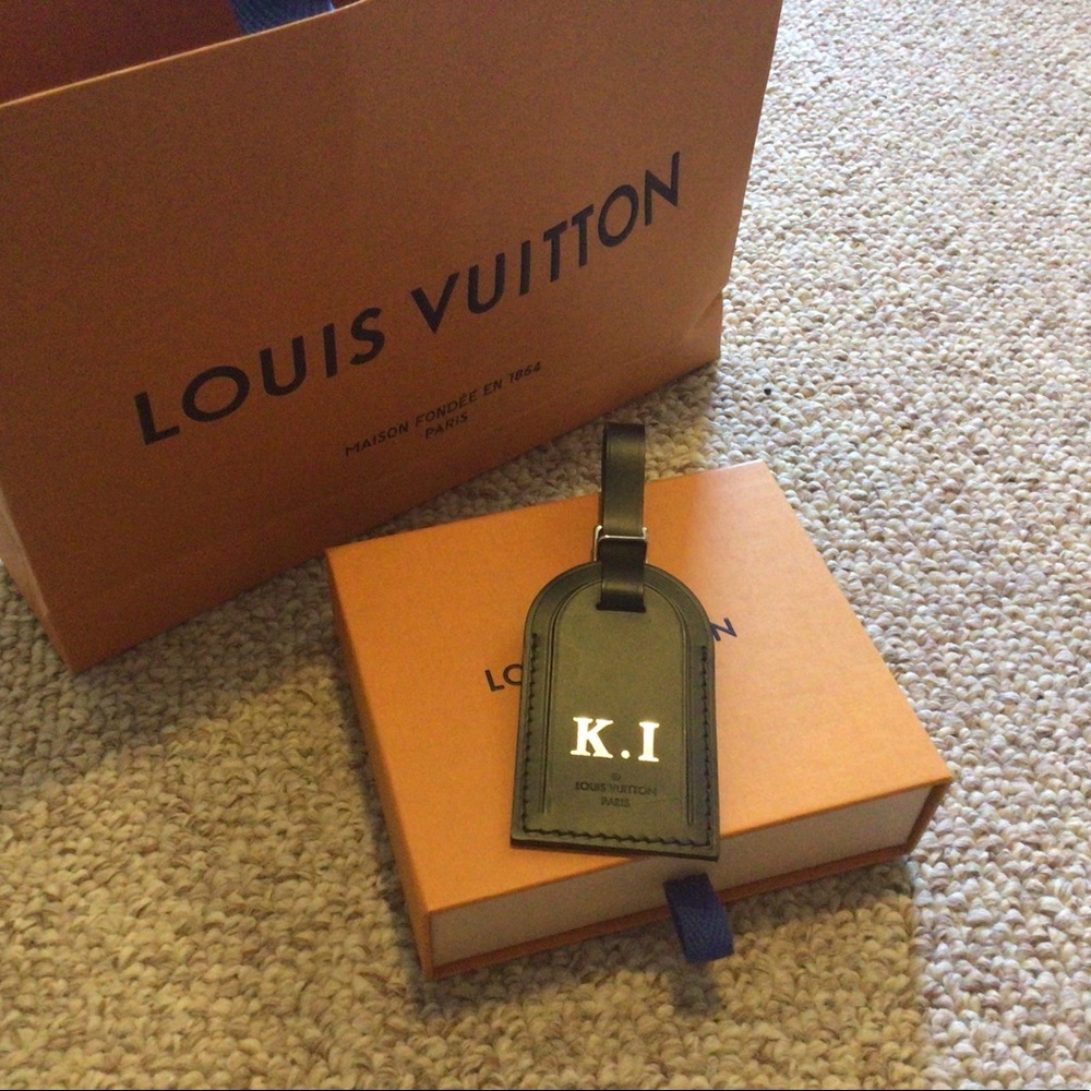 💯% Louis Vuitton black luggage tag initials KI
